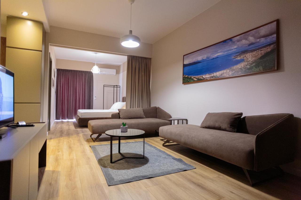 Porta Apartament Vlorë Esterno foto