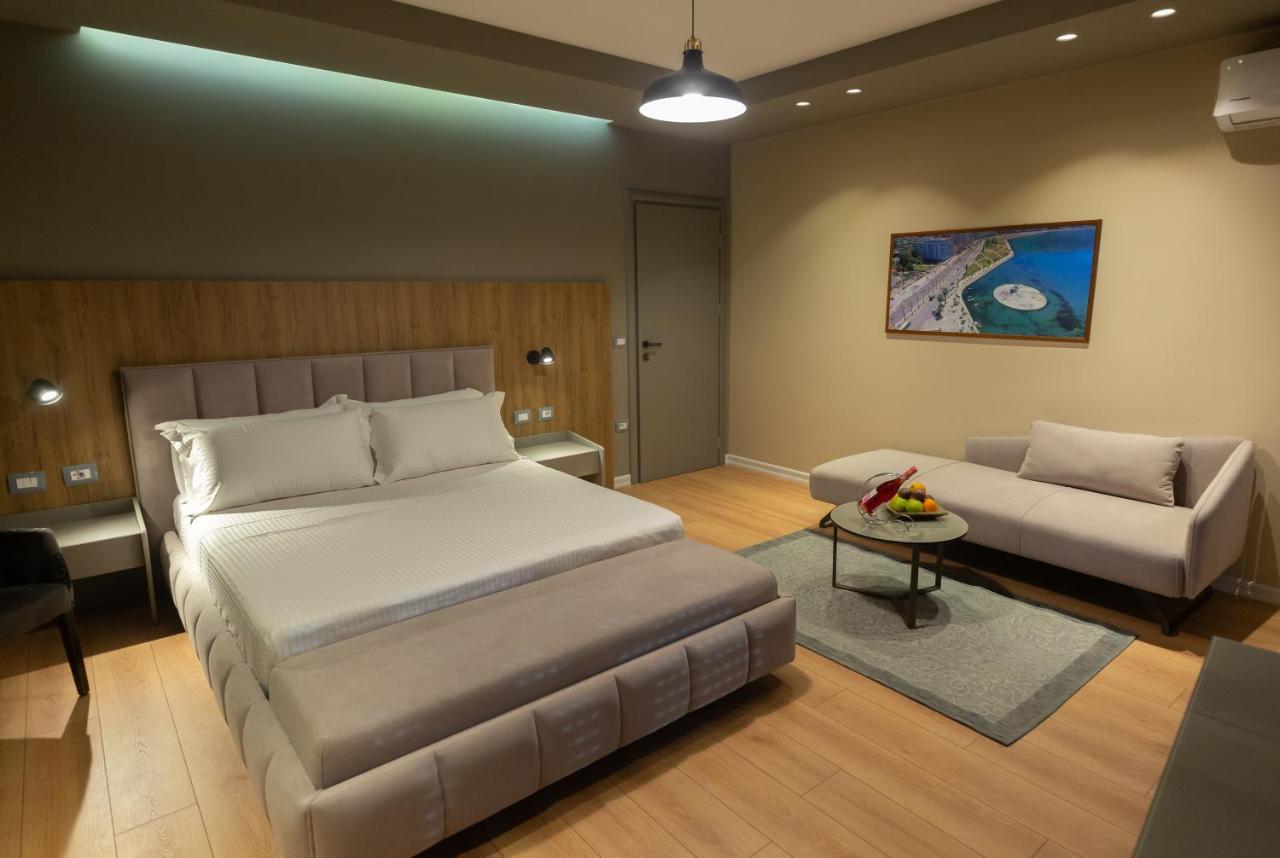 Porta Apartament Vlorë Esterno foto